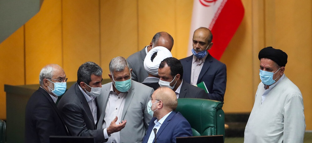 انتقاد حزب ندای ایرانیان از طرحهای غیر کارشناسی مجلس یازدهم / اجرای کامل قانون هوای پاک از سوی دولت، مجلس و قوه قضاییه پیگیری شود / حفاظت محیطزیست مورد توجه جدی سیاستگذاران و دولتمردان باشد